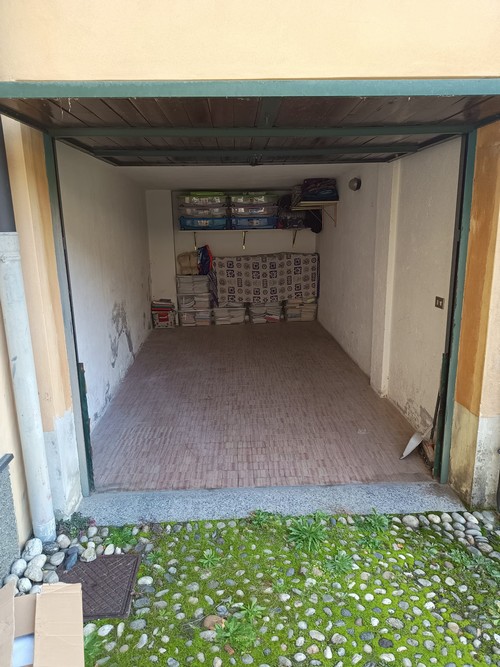Box - Garage auto in centro a Crema